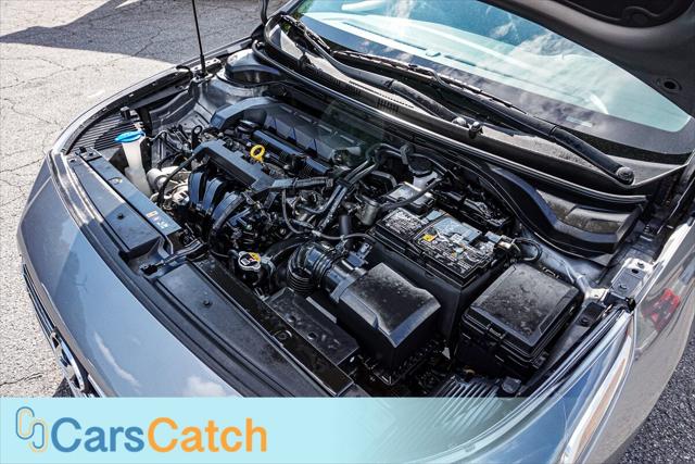 Vehicle image 18 of 40