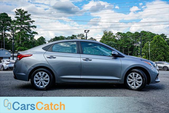 Vehicle image 8 of 40