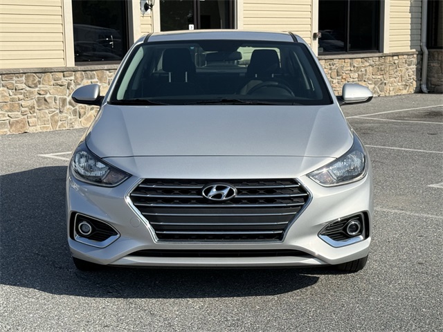 Vehicle image 2 of 22