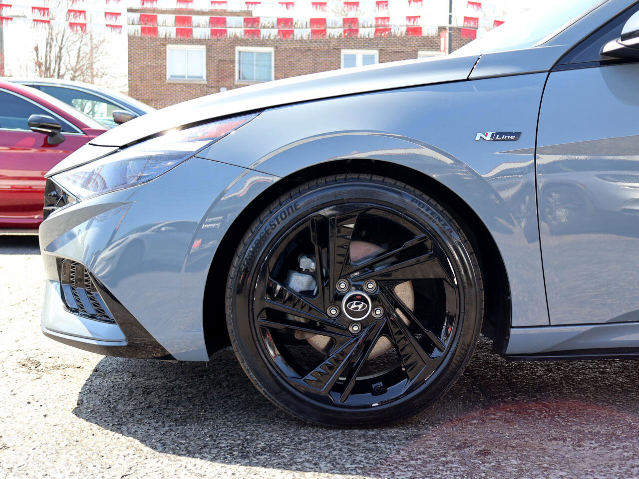 Vehicle image 15 of 52