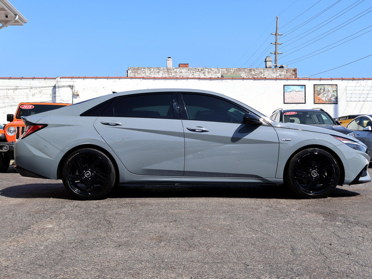Vehicle image 5 of 52