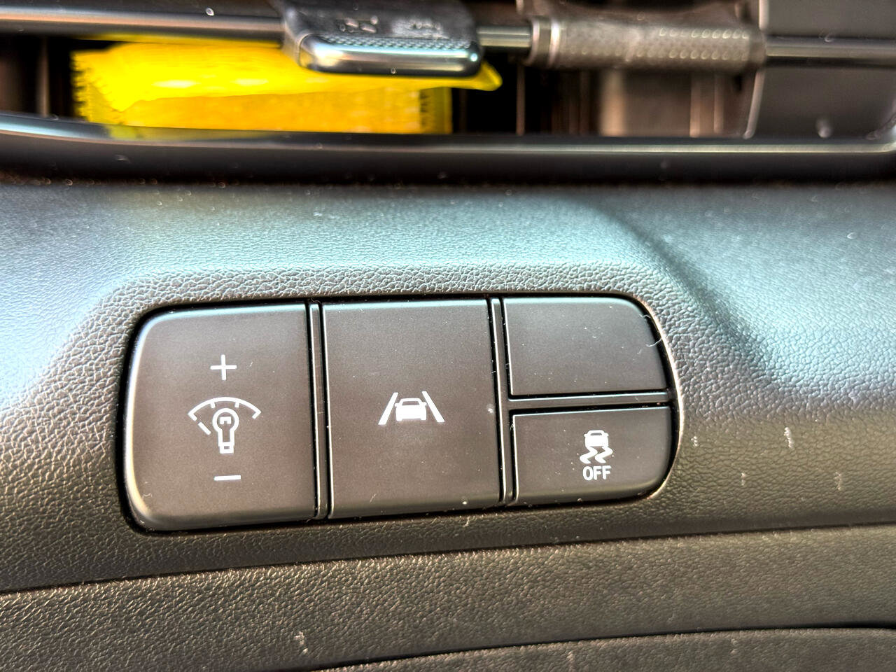 Vehicle image 46 of 52