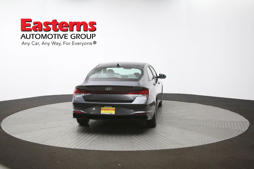 Vehicle image 24 of 61