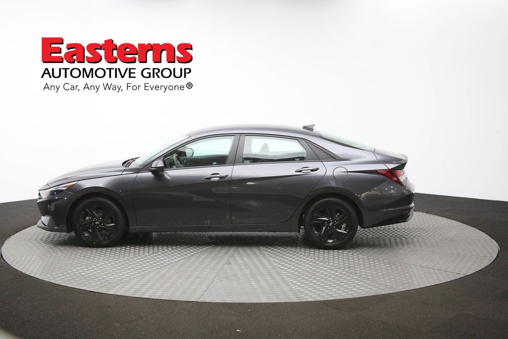 Vehicle image 35 of 61