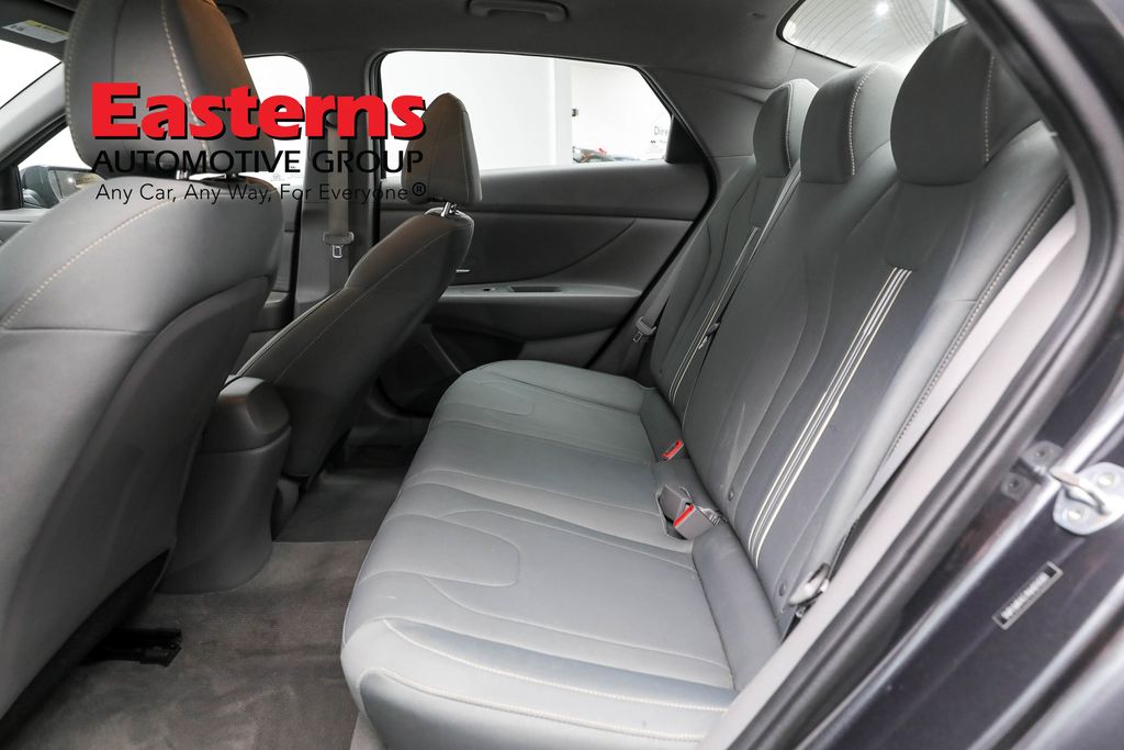 Vehicle image 50 of 61