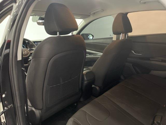 Vehicle image 17 of 49