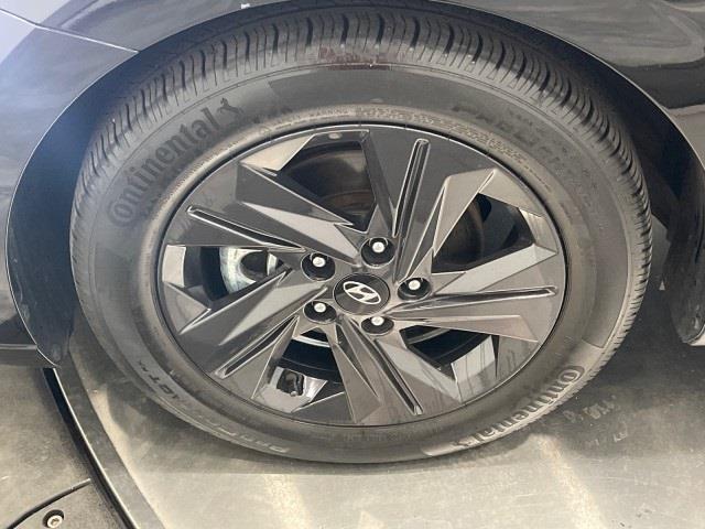 Vehicle image 12 of 49