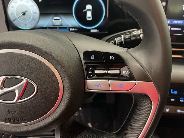 Vehicle image 23 of 49