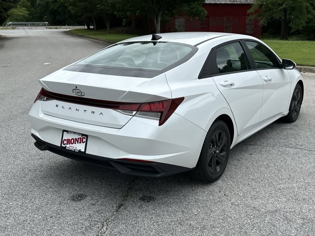 Vehicle image 5 of 31