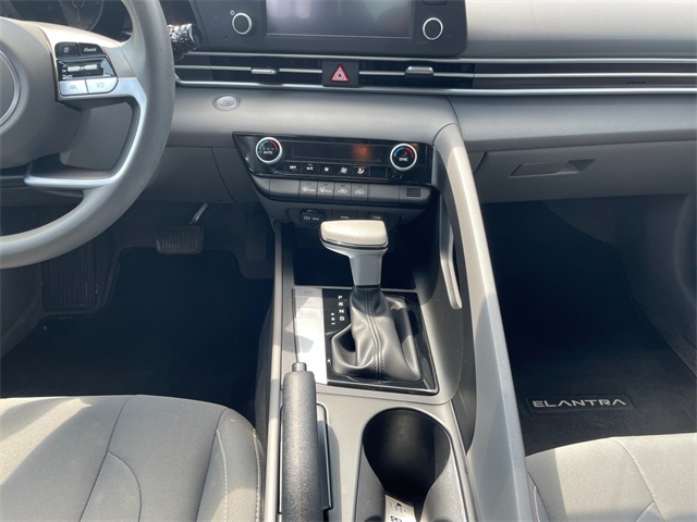 Vehicle image 15 of 15
