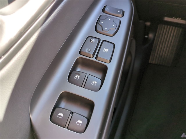 2022 Hyundai Kona Limited Image 27 of 37