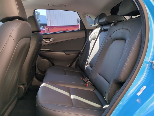 2022 Hyundai Kona Limited Image 13 of 37
