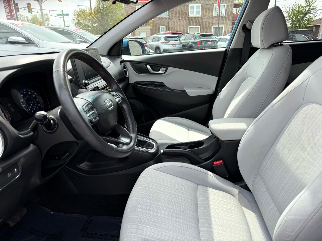 Vehicle image 22 of 39