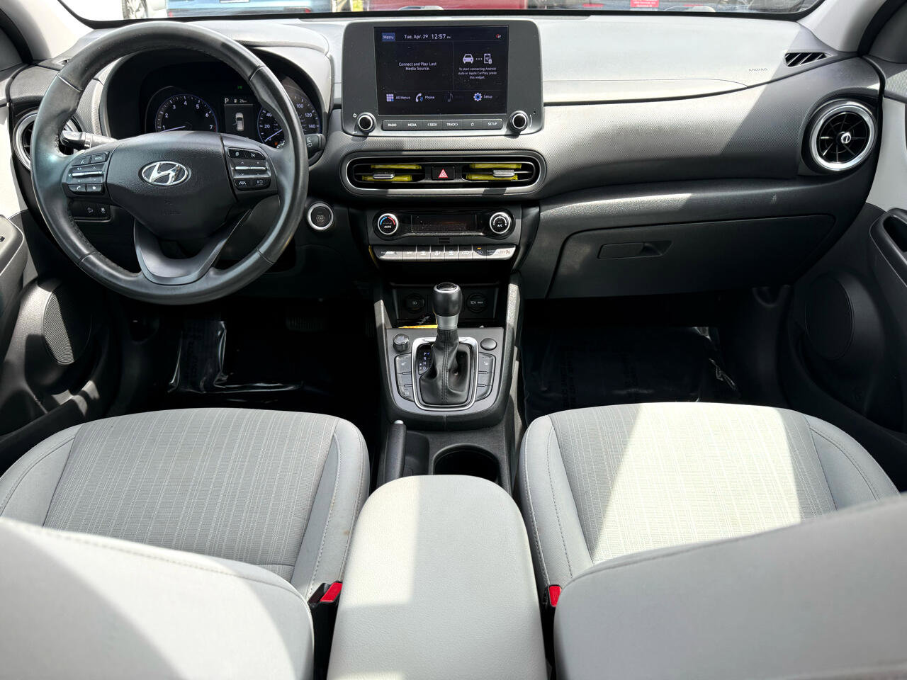 Vehicle image 25 of 39