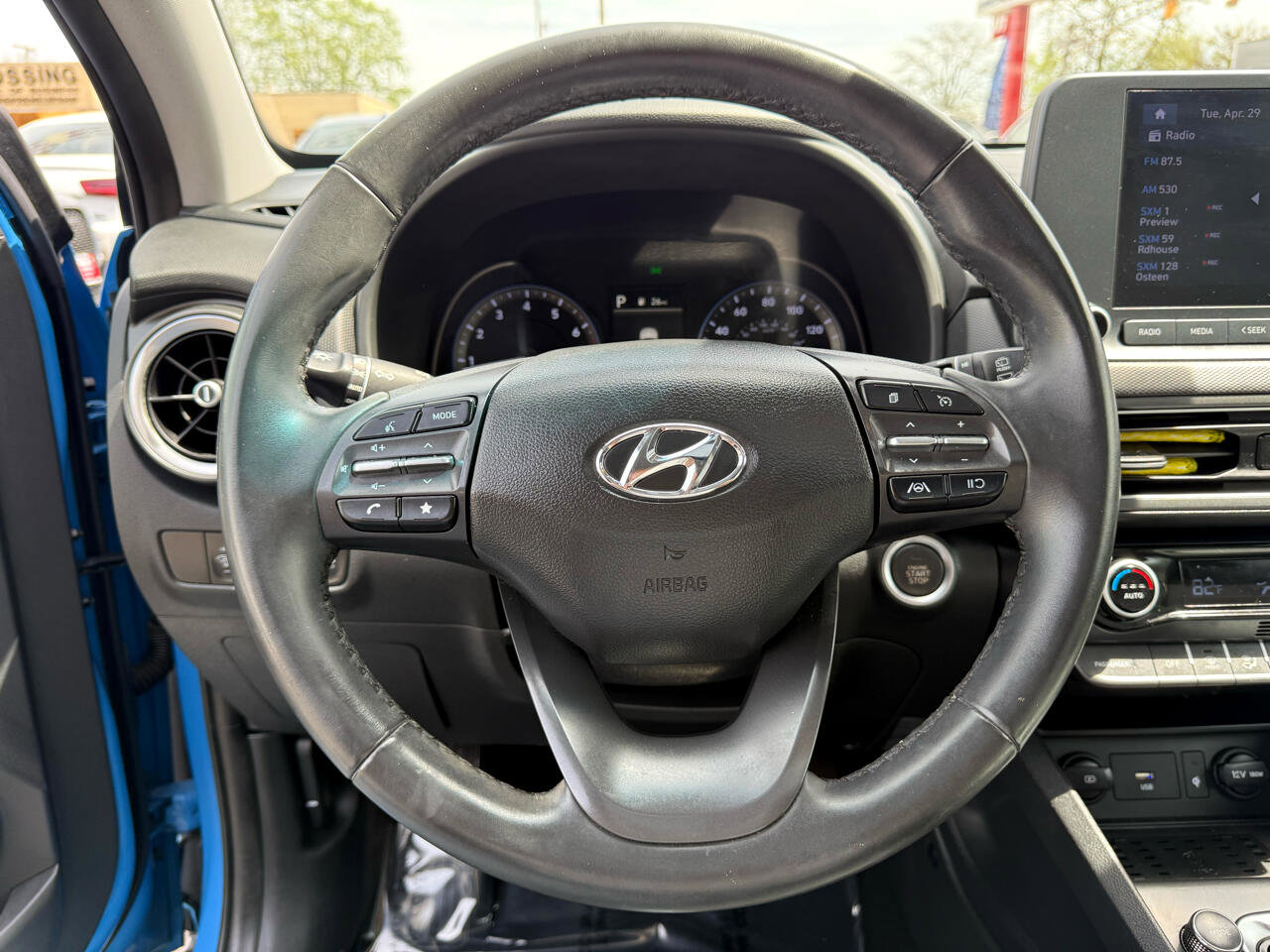 Vehicle image 36 of 39