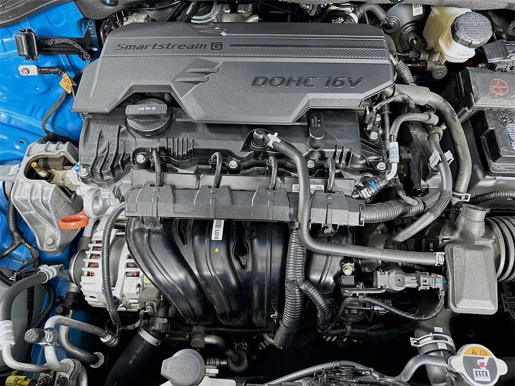 Vehicle image 27 of 29