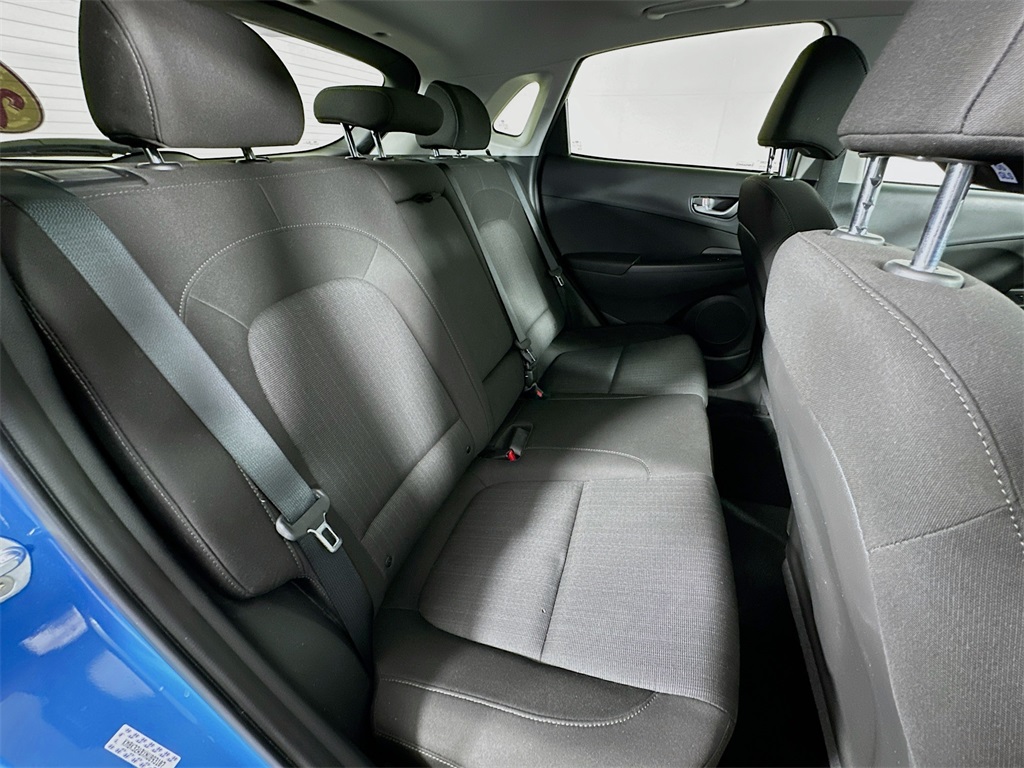 Vehicle image 24 of 29