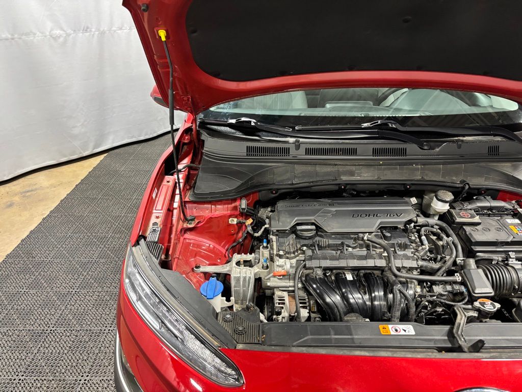 Vehicle image 9 of 31