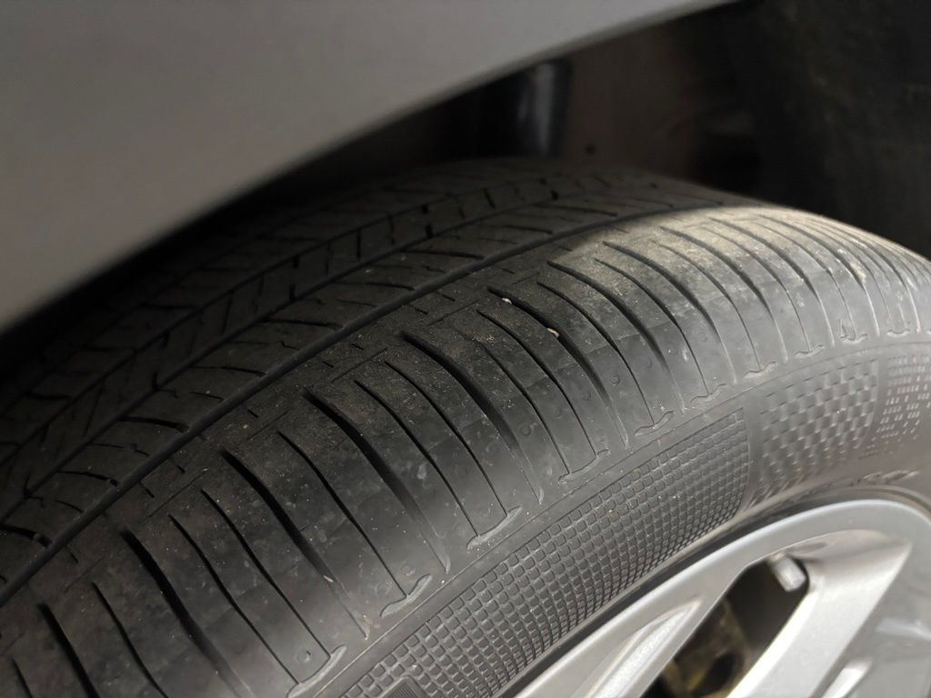 Vehicle image 12 of 31