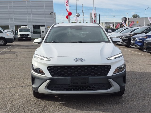 2022 Hyundai Kona SEL Image 3 of 30