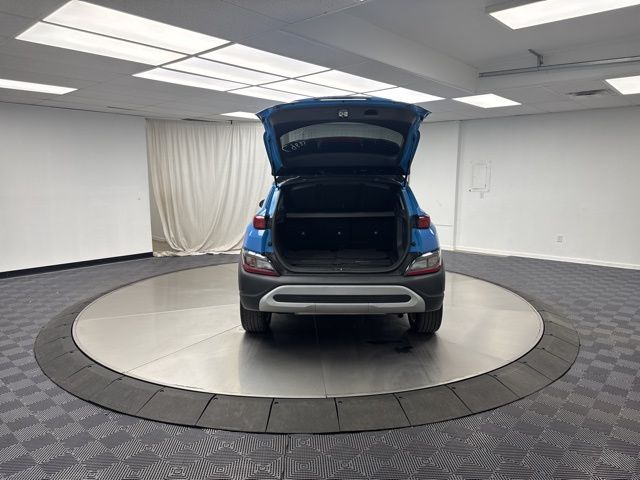 Vehicle image 8 of 26