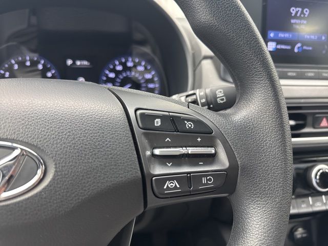 Vehicle image 18 of 26