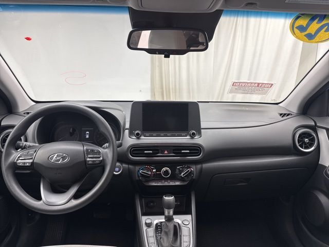 Vehicle image 16 of 26