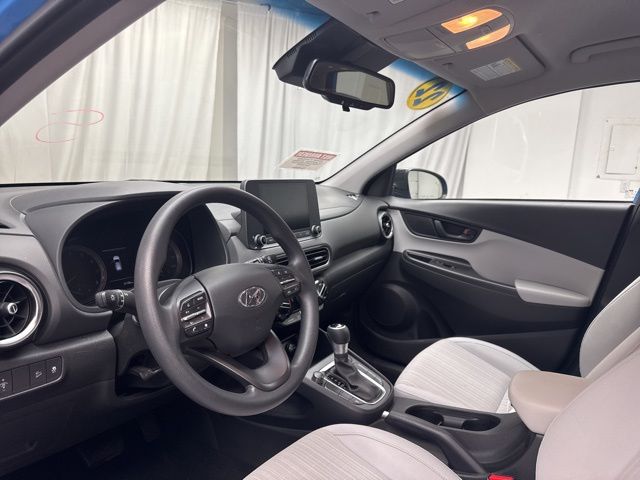 Vehicle image 10 of 26