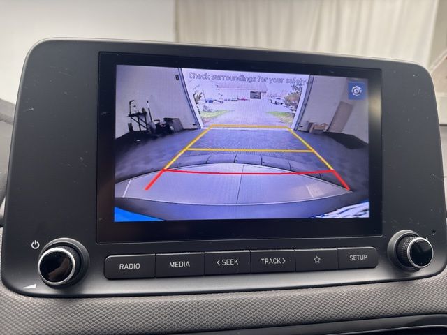 Vehicle image 25 of 26