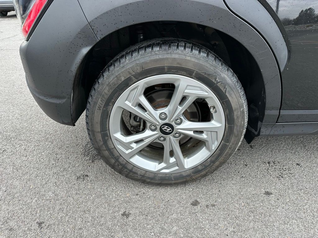 Vehicle image 9 of 30