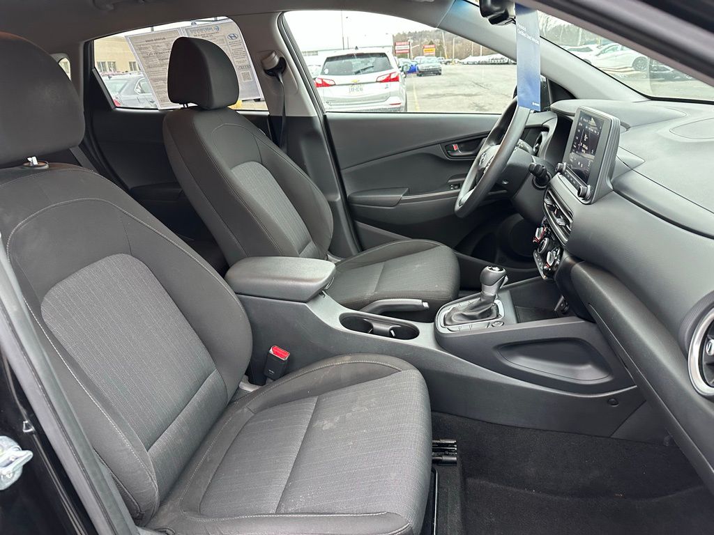 Vehicle image 18 of 30