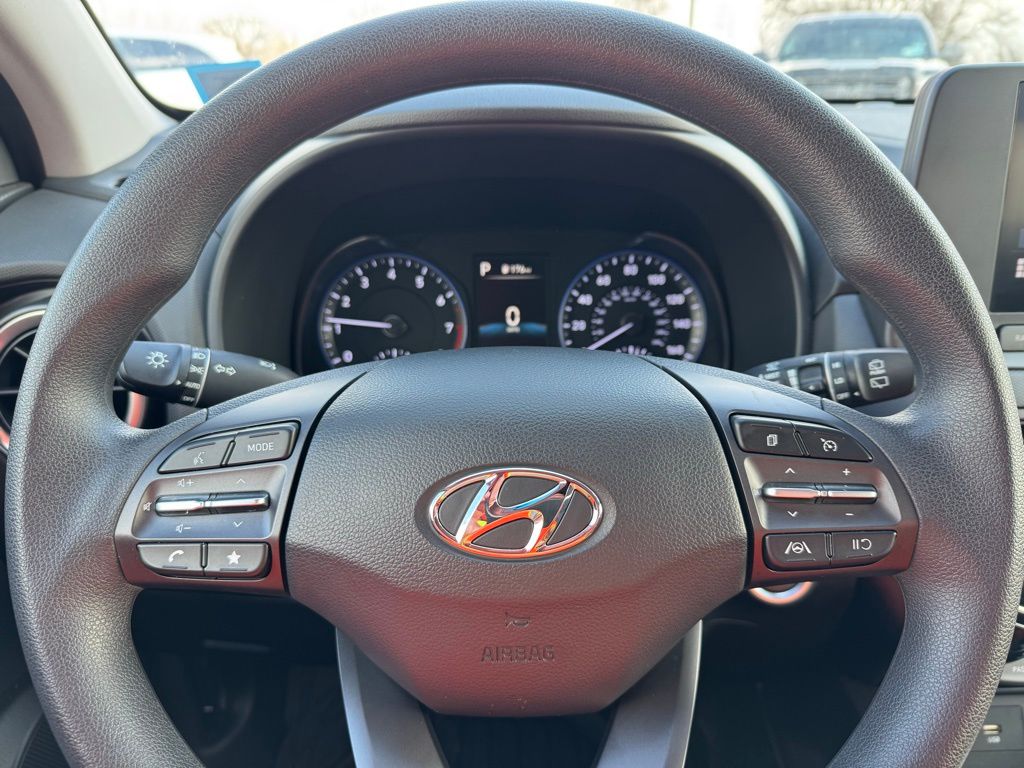 Vehicle image 11 of 31