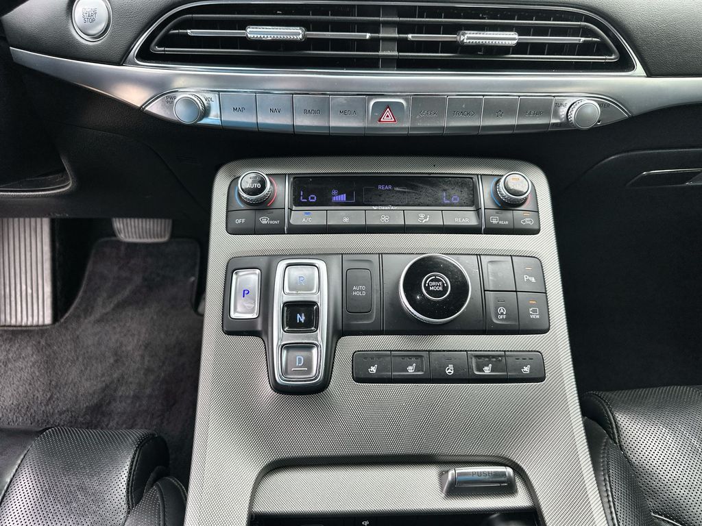 2022 Hyundai Palisade Limited Image 31 of 37