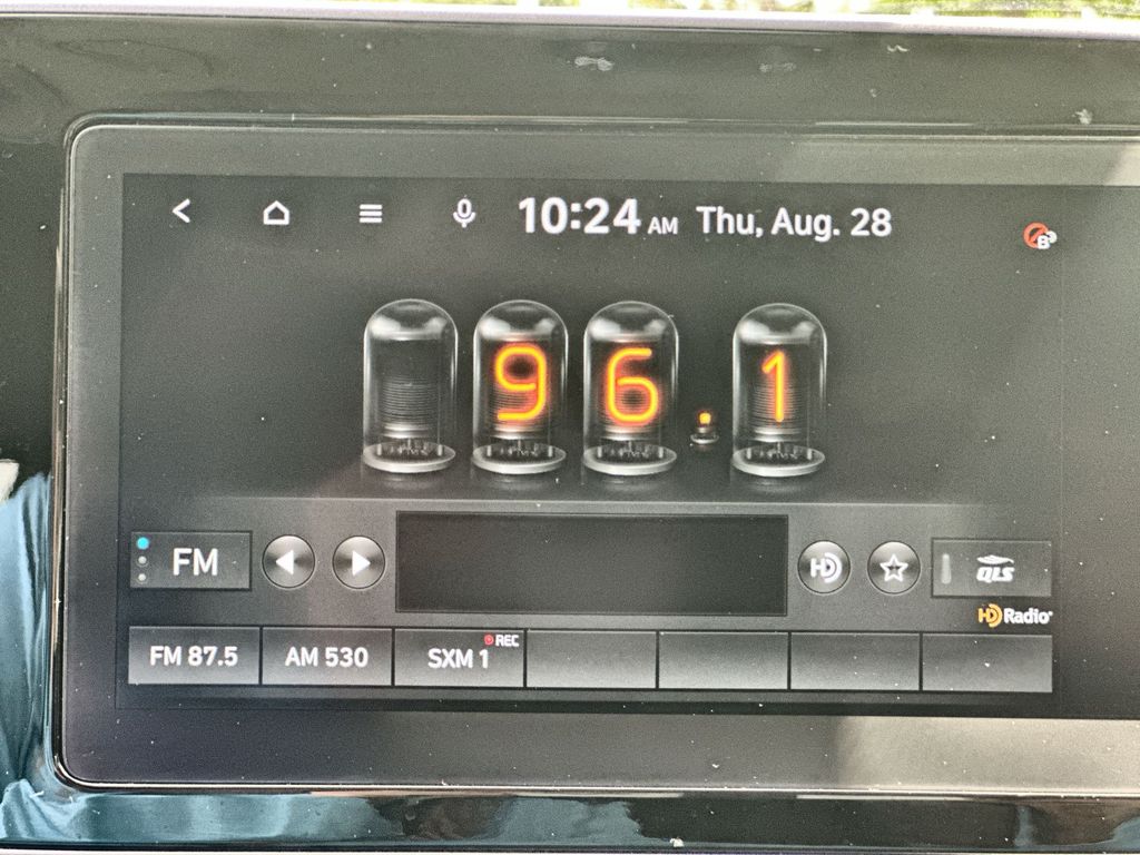 2022 Hyundai Palisade Limited Image 28 of 37