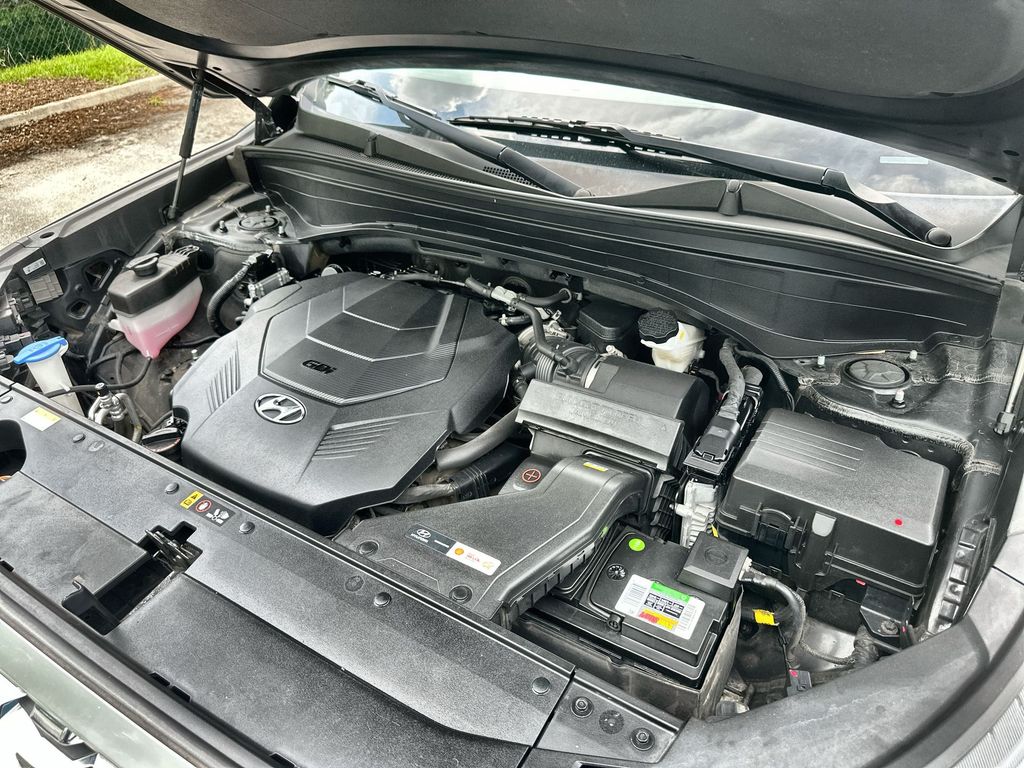 2022 Hyundai Palisade Limited Image 10 of 37