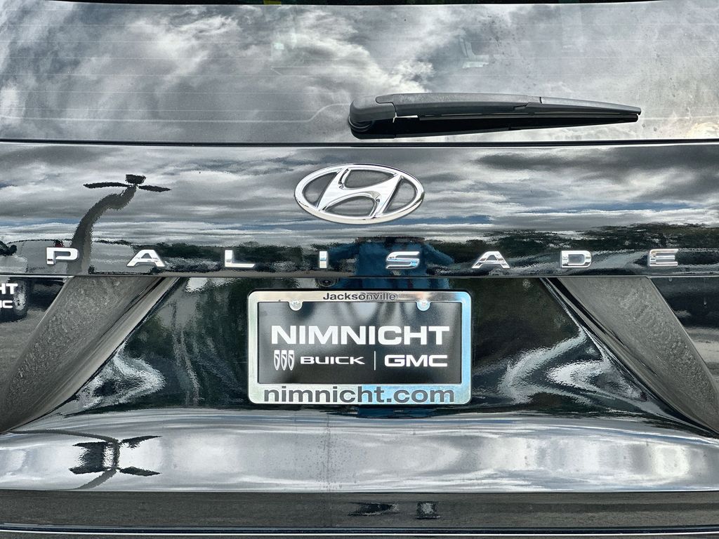 2022 Hyundai Palisade Limited Image 12 of 37
