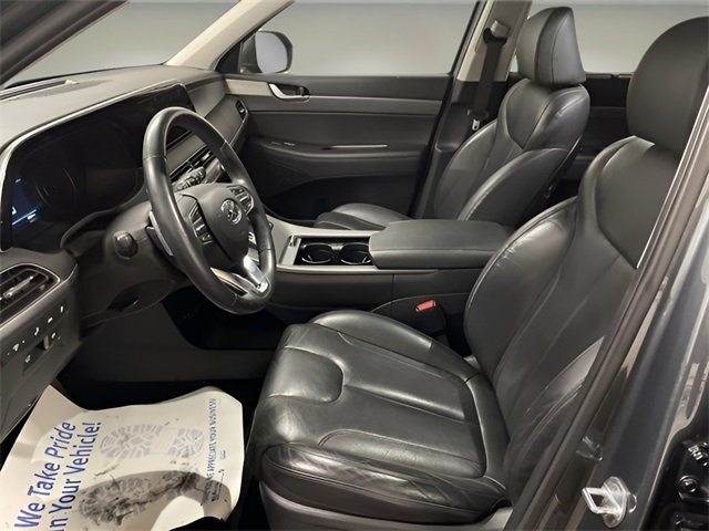 Vehicle image 10 of 28
