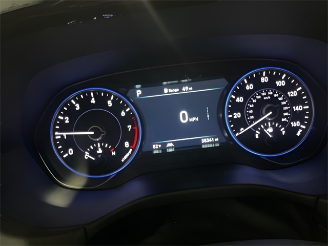 Vehicle image 19 of 28