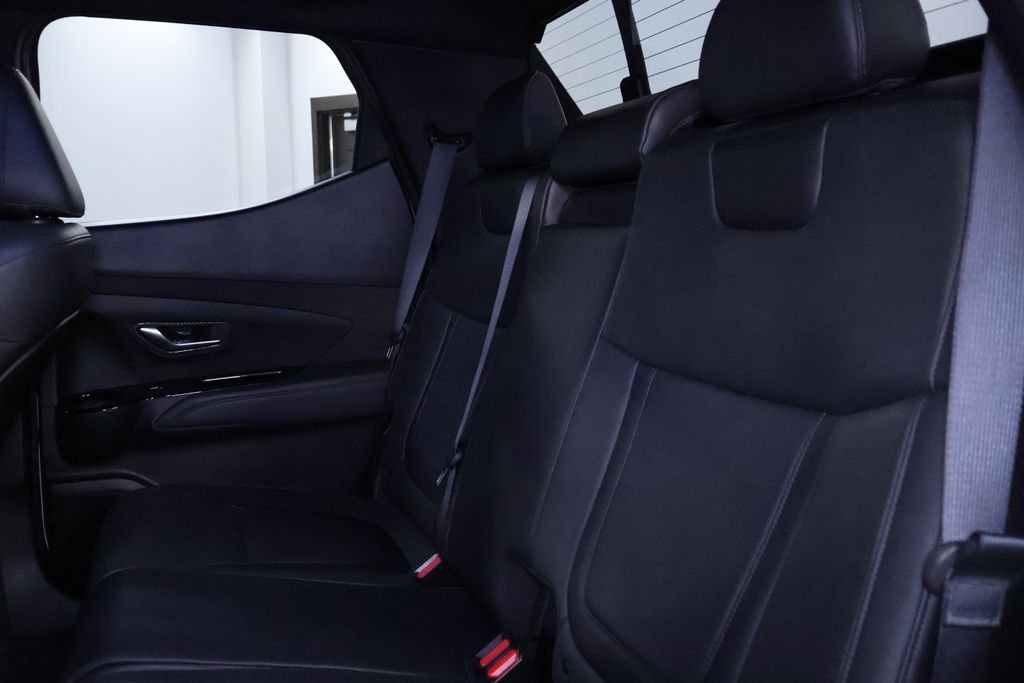 Vehicle image 12 of 40