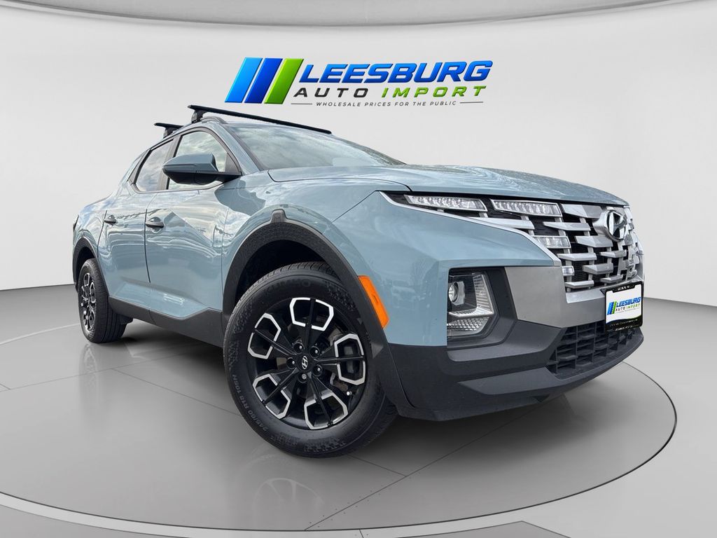 2022 Hyundai Santa Cruz SEL Image 2 of 17