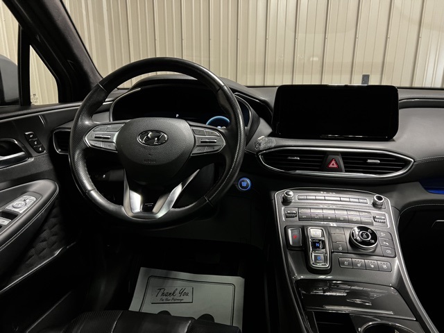 Vehicle image 32 of 49