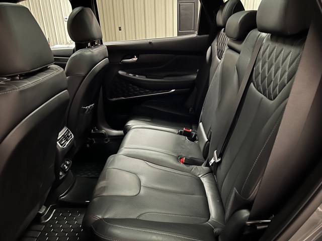 Vehicle image 18 of 49