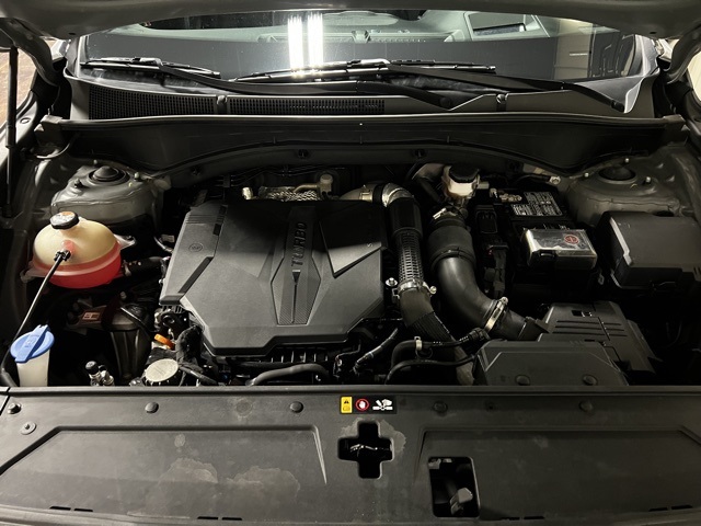 Vehicle image 46 of 49