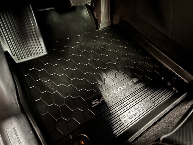 Vehicle image 17 of 49