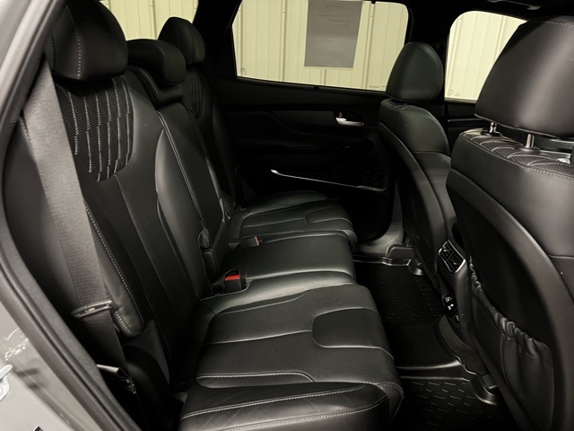 Vehicle image 23 of 49