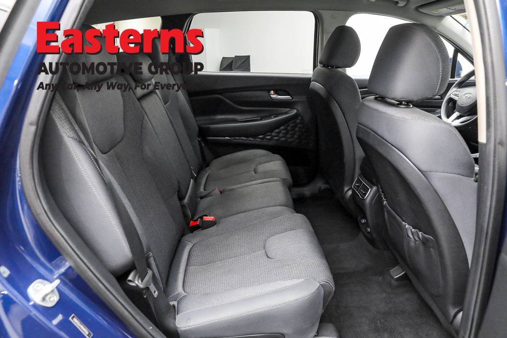 2022 Hyundai Santa Fe SE Image 44 of 64