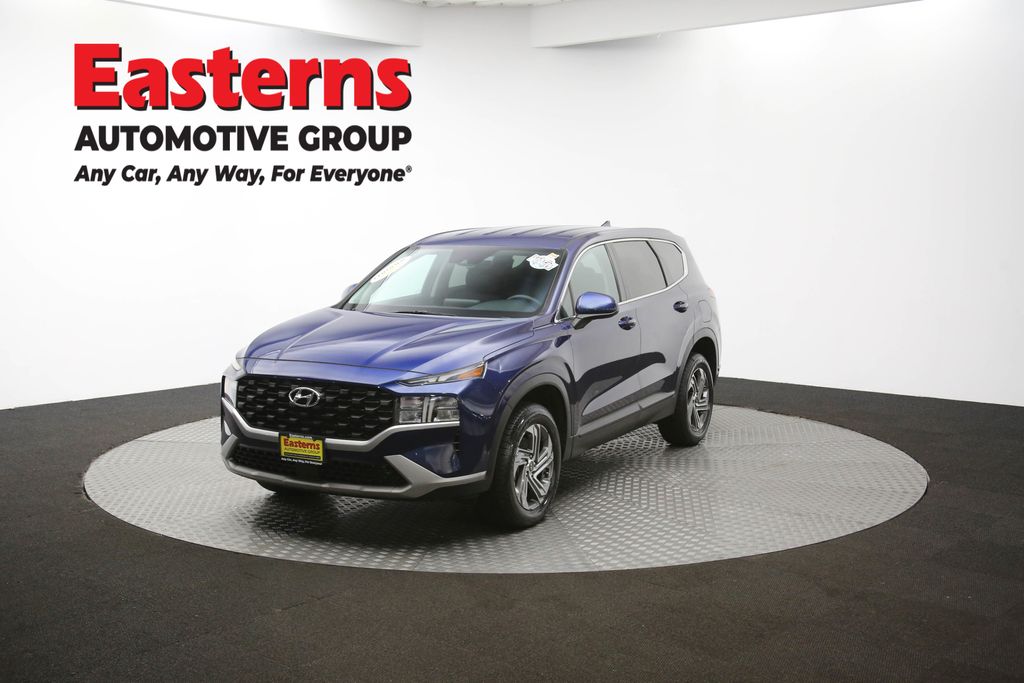 2022 Hyundai Santa Fe SE Image 4 of 64