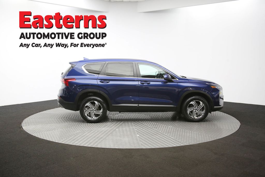 2022 Hyundai Santa Fe SE Image 15 of 64