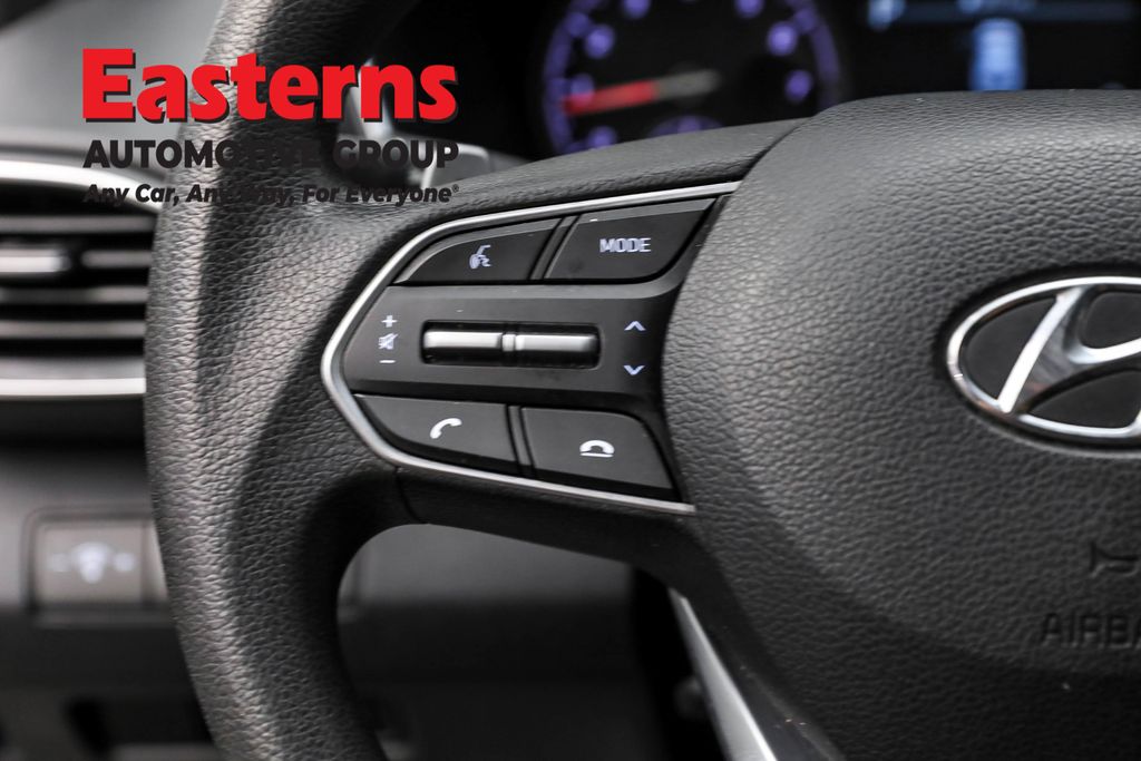 2022 Hyundai Santa Fe SE Image 47 of 64