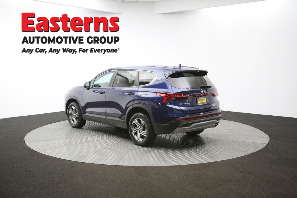 2022 Hyundai Santa Fe SE Image 30 of 64